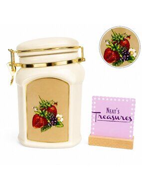 Knott's Berry Farm STRAWBERRY BLUEBERRIES Floral Ceramic Ivory 10" Cookie Jar